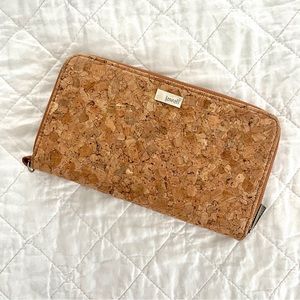 Thirty-One All About the Benjamins Wallet